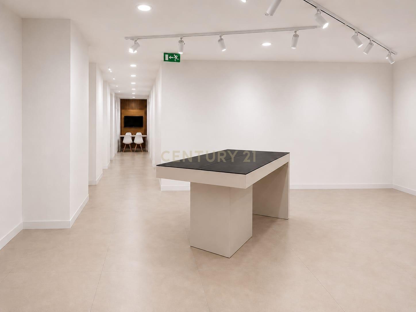 Fotografia 11 de Loja 520m2, no eixo Lisboa–Oeiras–Sintra, com possibilidade garagens