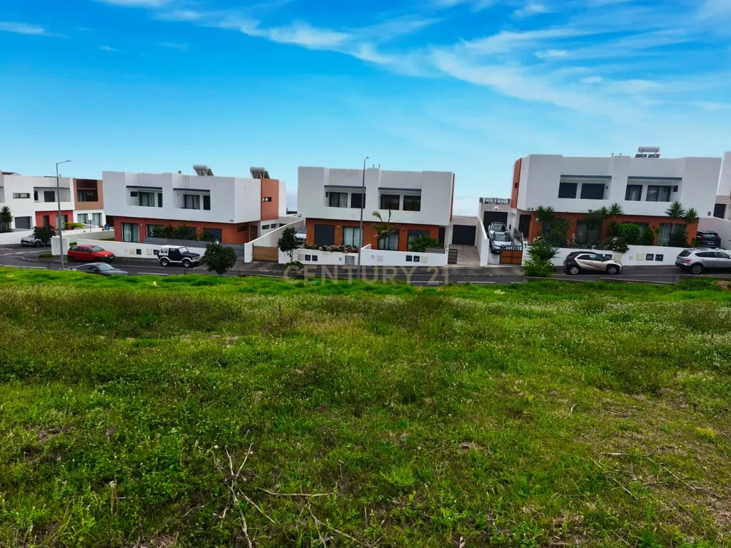 Loteamento em Relva, Ponta Delgada - 273m² com Projeto Aprovado e possibilidade construção chave na mão - Image 5