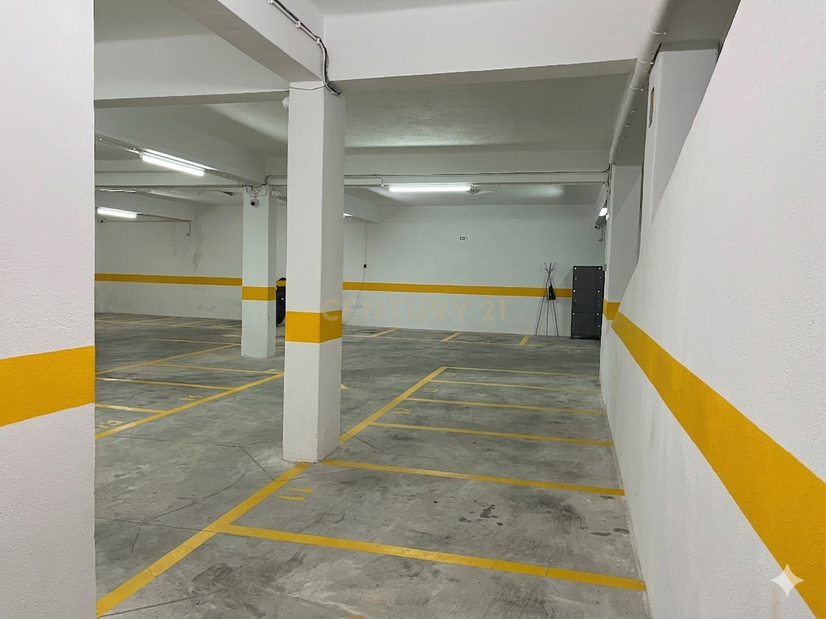 Fotografia 8 de Garagem e Armazém na Cova da Piedade em Almada