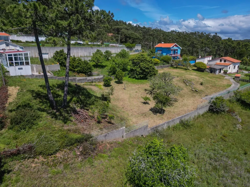 Moradia T4 com Vista Mar e Cidade - Image 10