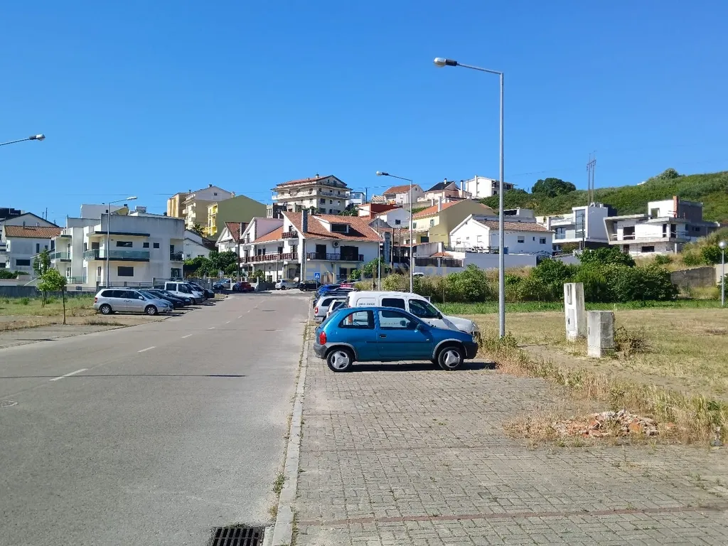 Oportunidade de Investimento, 2 Lotes Urbanos para Construção de Prédios - Image 11