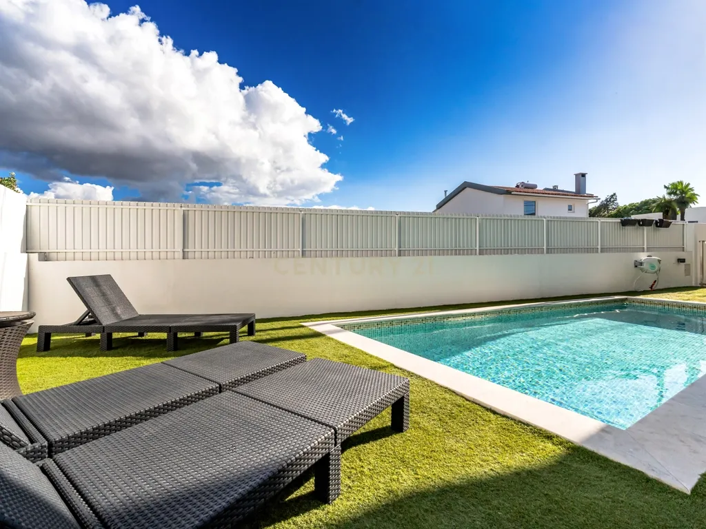 Moradia T4 Contemporânea com piscina, na Aroeira, perto do golf e praias - Image 41