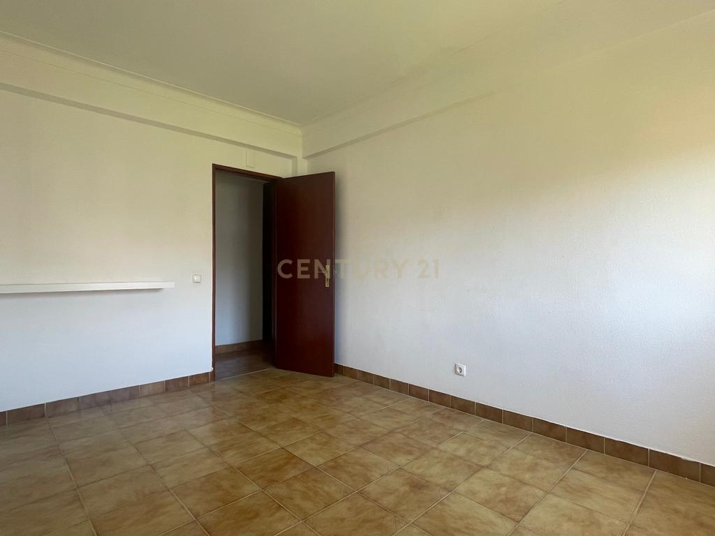 undefined - Image 13
