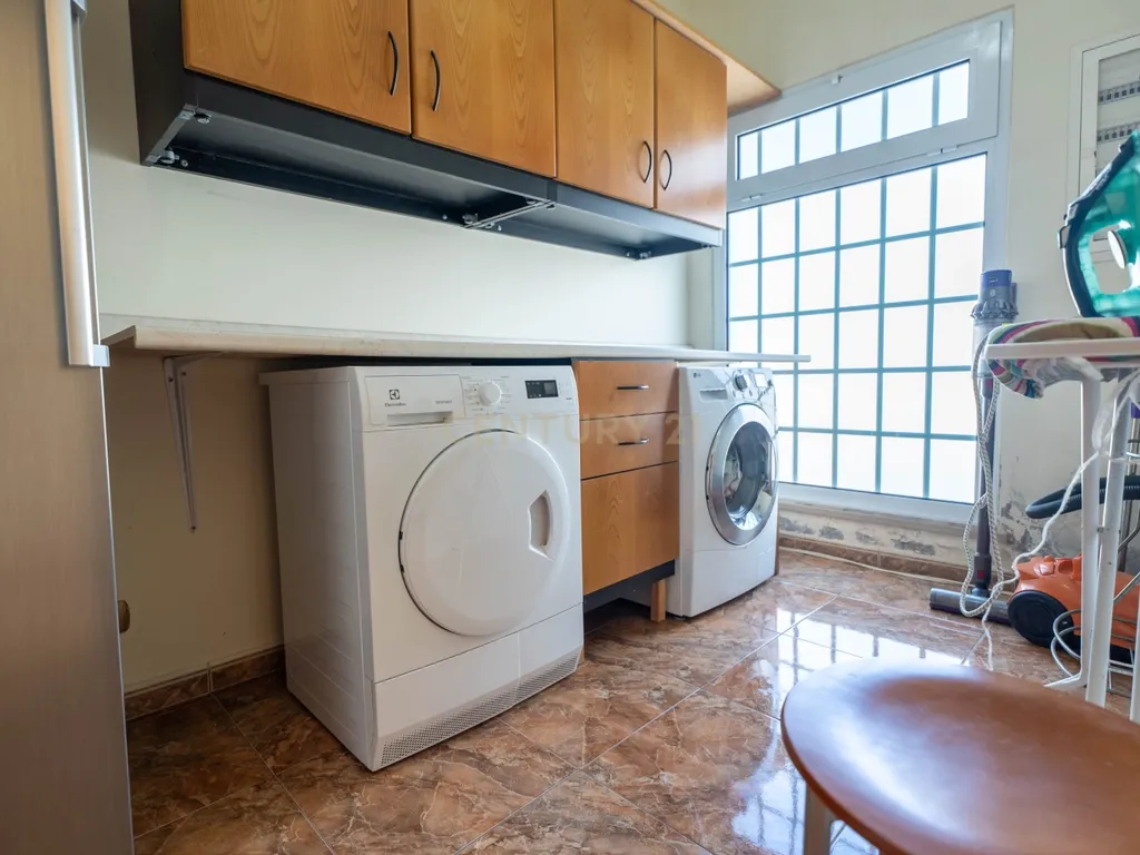 Mansão V4 com 2.182 m² de terreno localizada no Livramento - Image 8