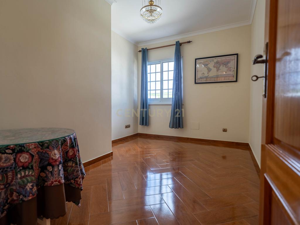 Mansão V4 com 2.182 m² de terreno localizada no Livramento - Image 33