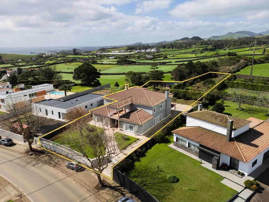 Mansão V4 com 2.182 m² de terreno localizada no Livramento - Image 55