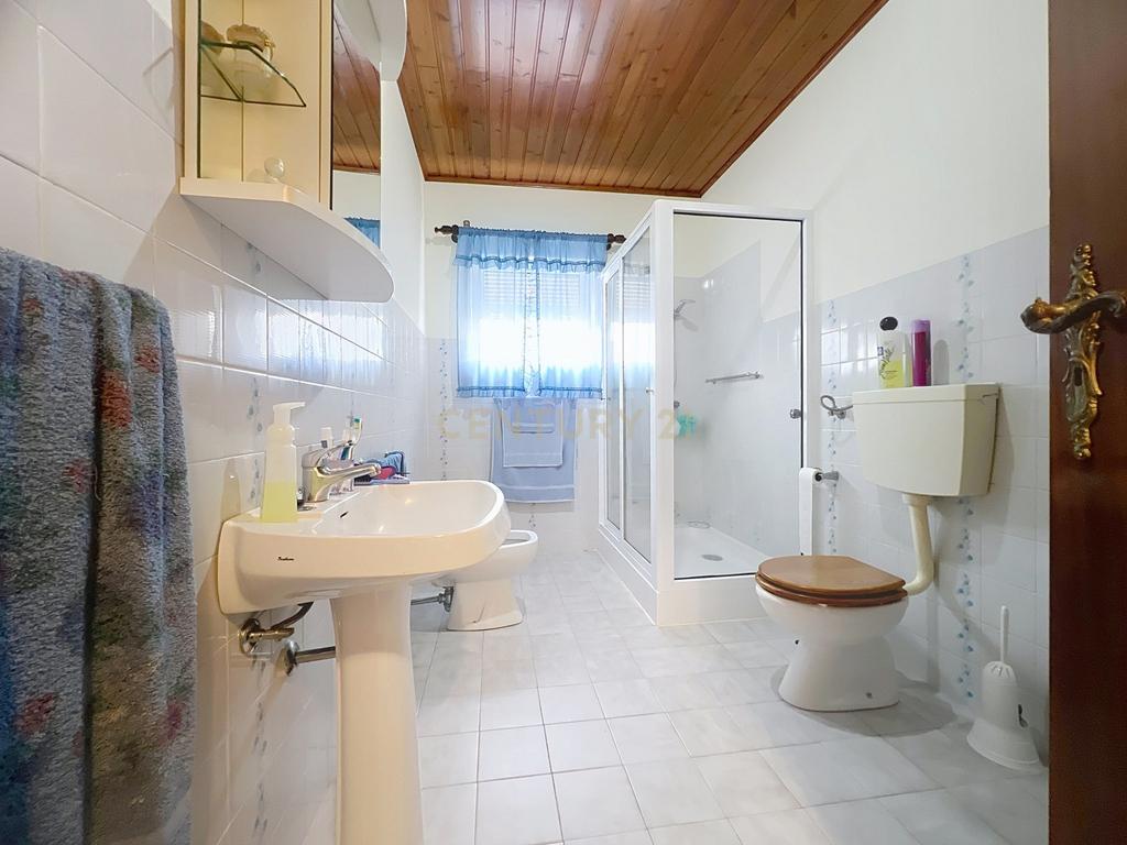Casa T3 com Vista Mar e Montanha em Povoação, Ilha de São Miguel. - Image 27