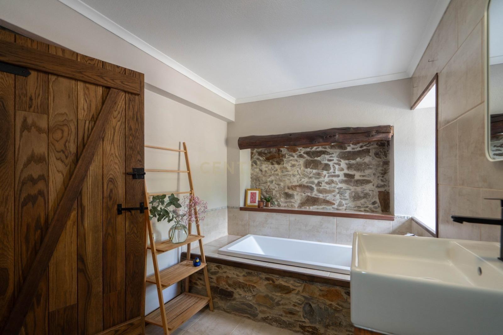 Moradia T4 à venda em Serpins, Lousã — foto 38