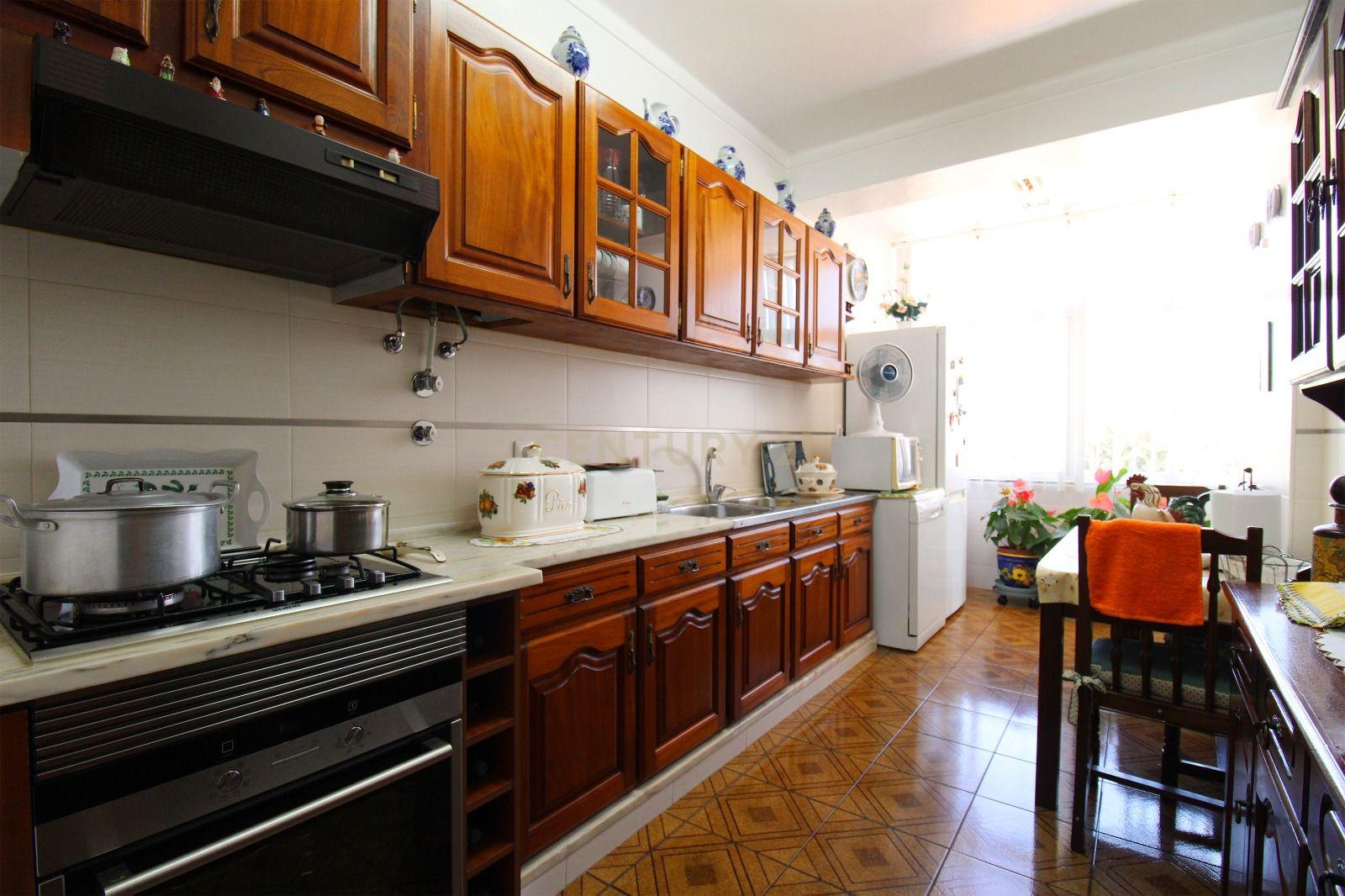 Apartamento T3 à venda em Amora, Seixal — foto 4