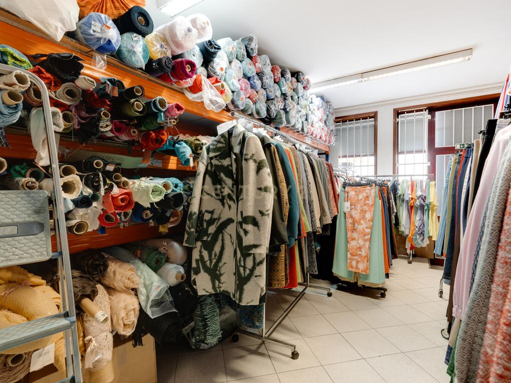Espaços comerciais para venda em Vila Nova de Gaia - Image 34