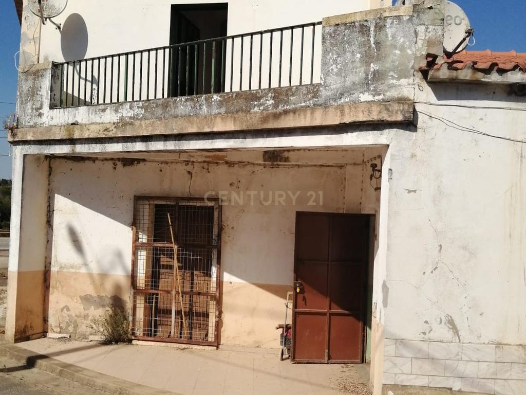 Moradia T4 para Venda em Monte Clérigo, São Marcos da Serra - Image 2