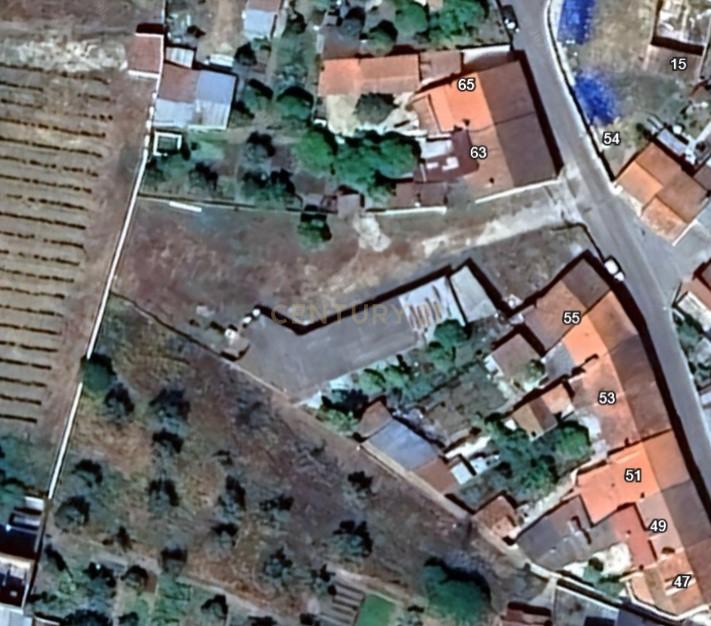 Terreno Urbano com Vista para Serra em Abrantes  - Image 1