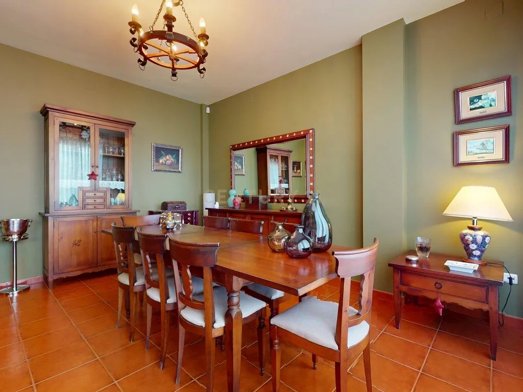 Espetacular Apartamento em Villalbilla, Madrid - 333m² - Image 11