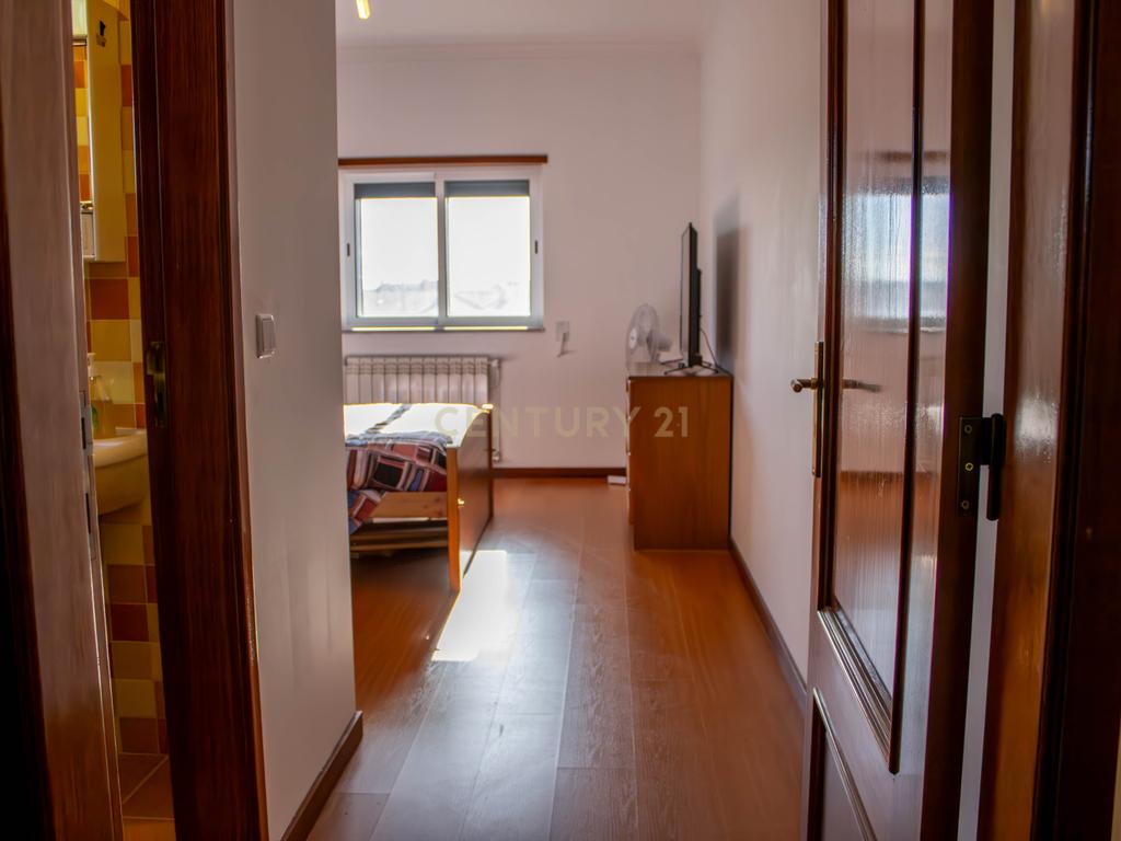 Moradia T5 Vila Nova Foz Côa - Image 30