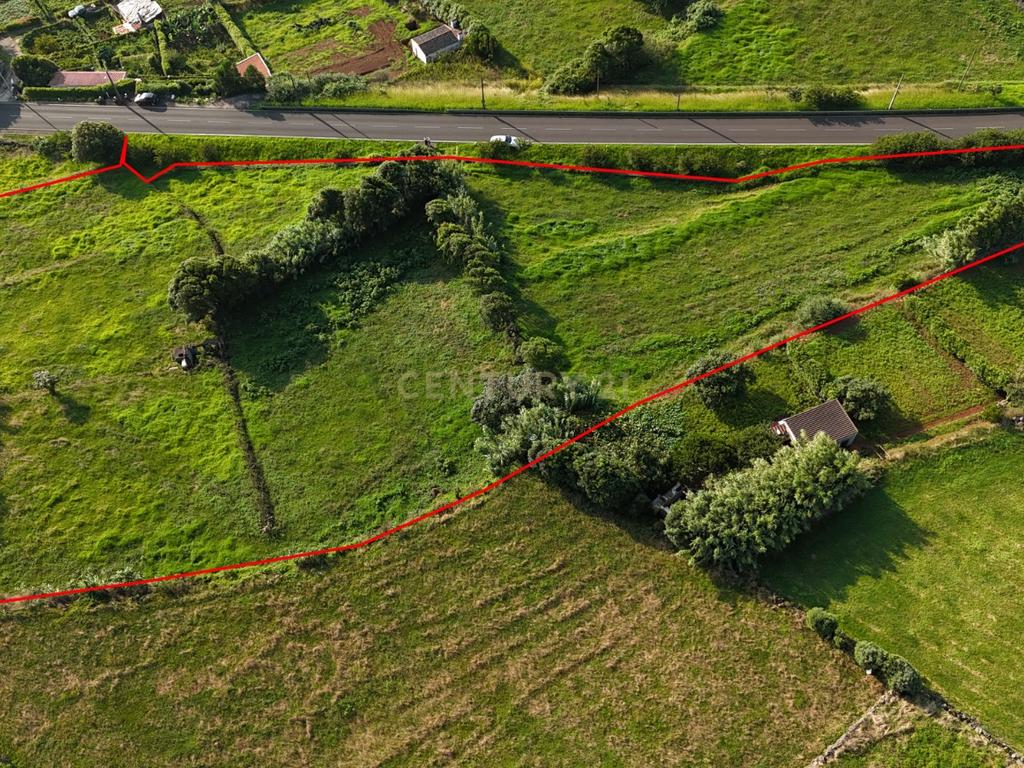 Terreno com 7798 metros quadrados em Vila de São Sebastião, Angra do Heroísmo - Image 2