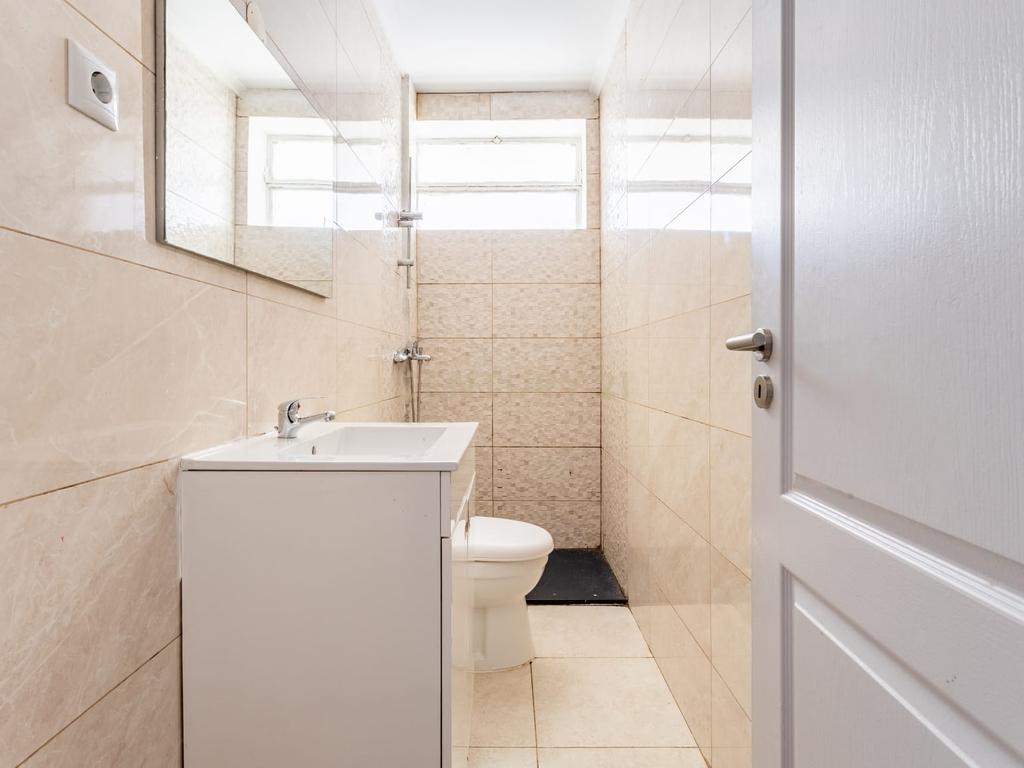 Apartamento T3 na Ramada com 92 m² e vista incrível para Lisboa - Image 20