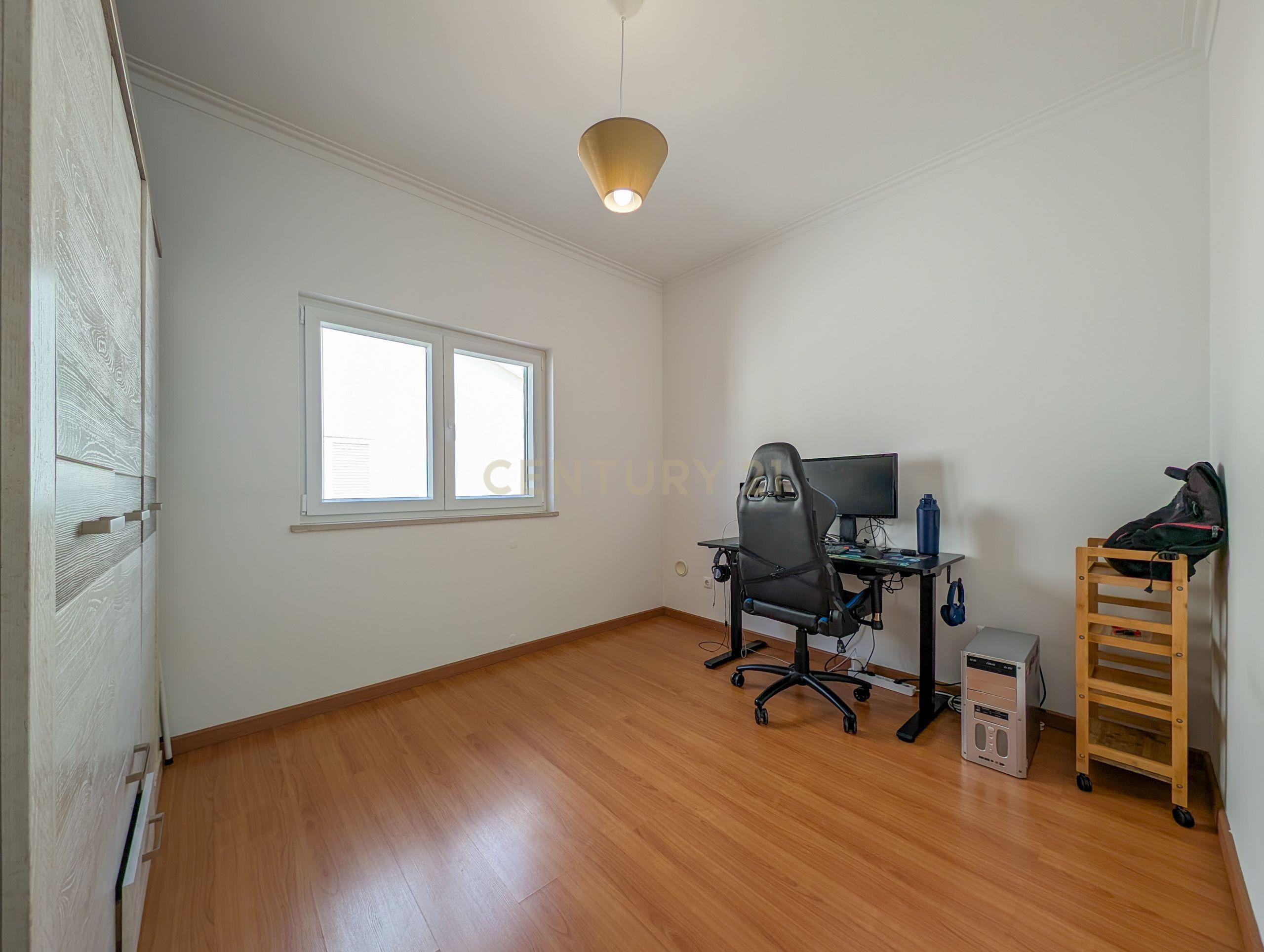 Quinta do Conde - Moradia Geminada Duplex com 142 m², com Garagem - Image 25