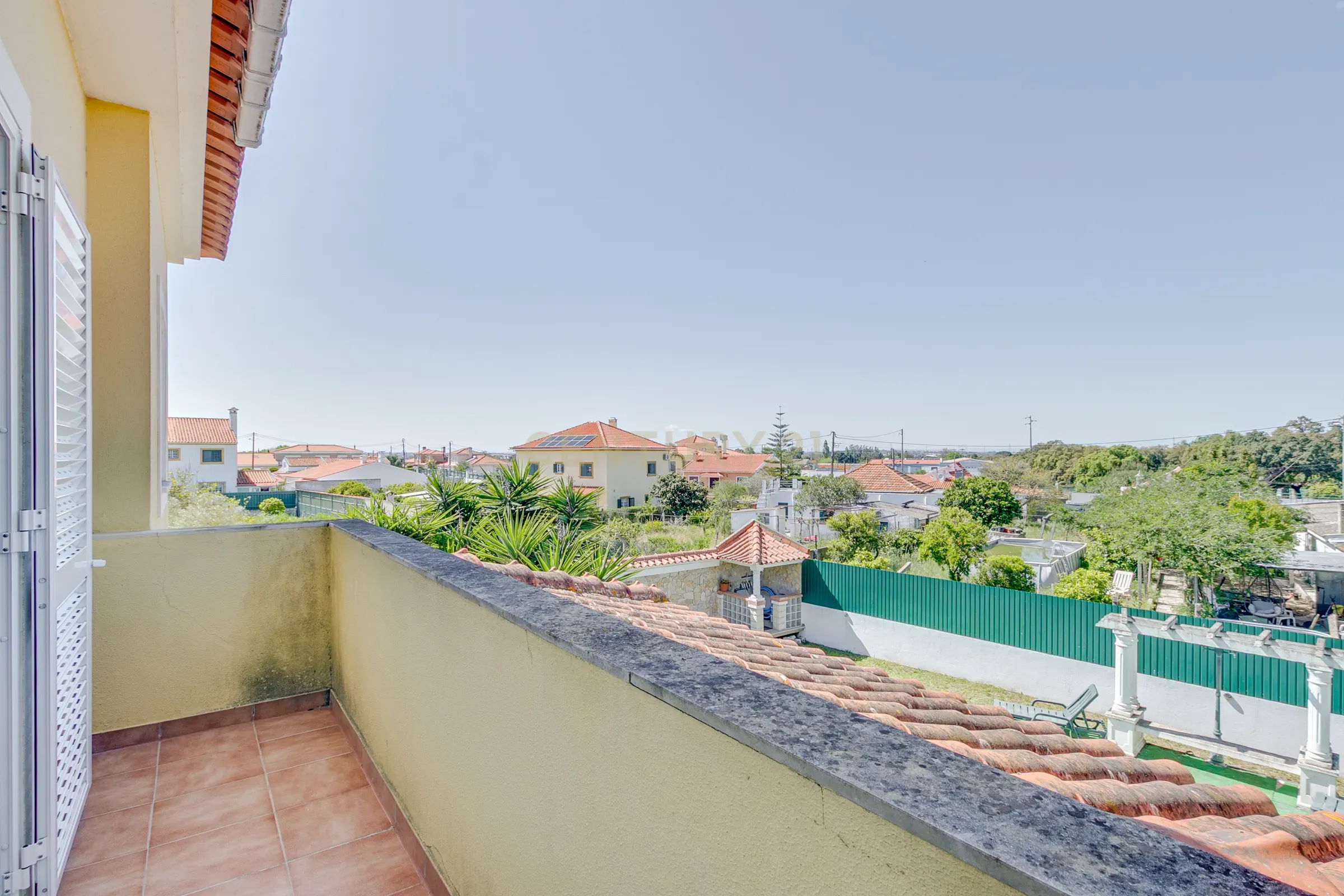 Moradia Rural T4 com Piscina e Jardim — Entre Setúbal e Lisboa - Image 19