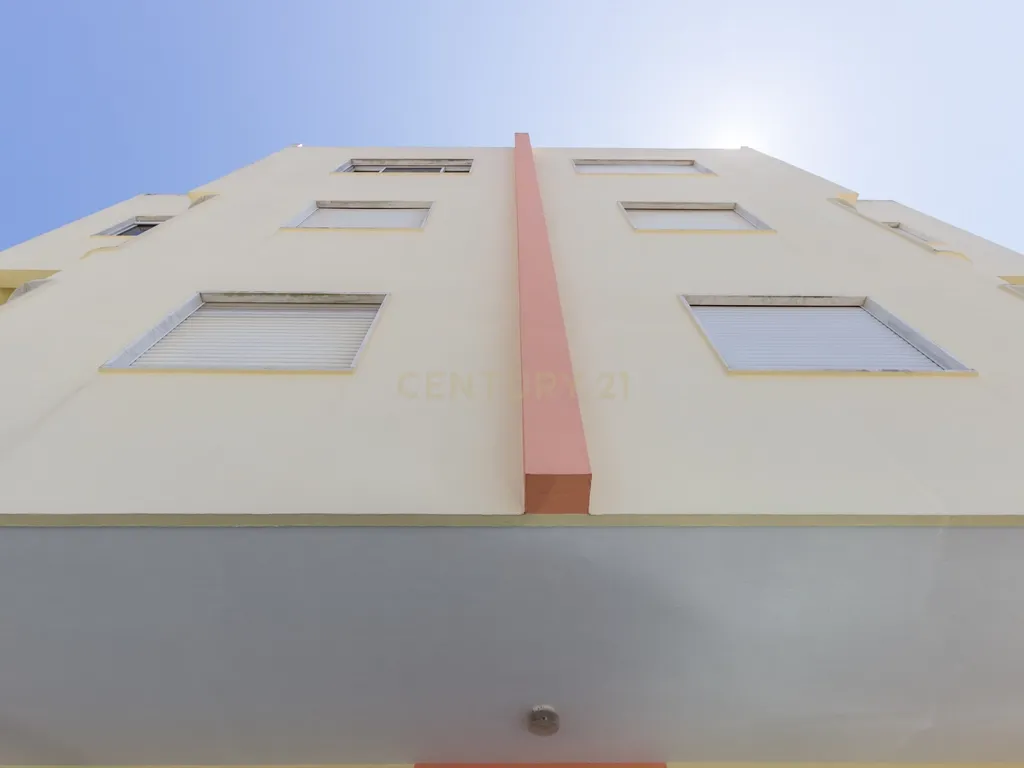 Apartamento T2 na Quinta do Conde - Image 13