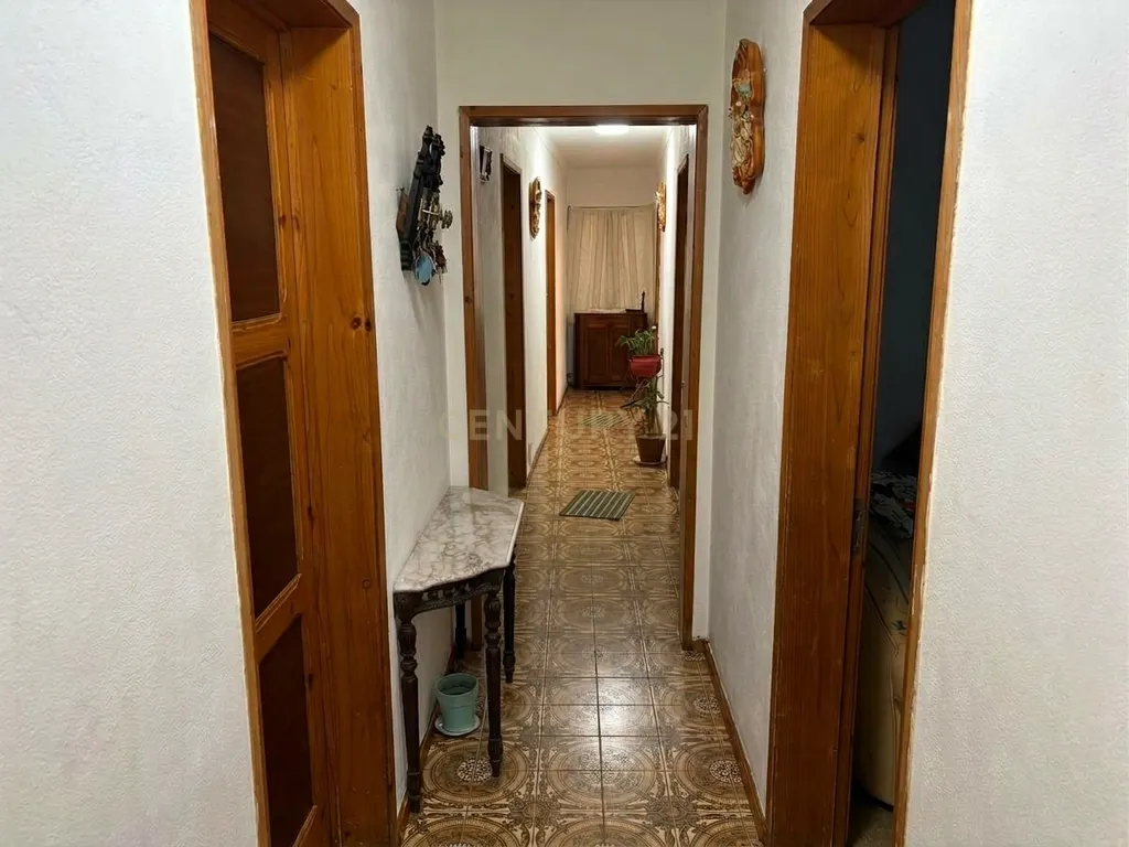 OPORTUNIDADE NA POVOAÇÃO | MORADIA COM POTENCIAL! - Image 3