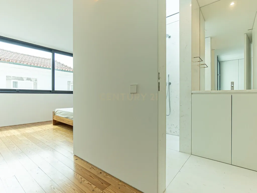 Apartamento T2 com 149 m2 - Centro Histórico de Matosinhos - Image 24