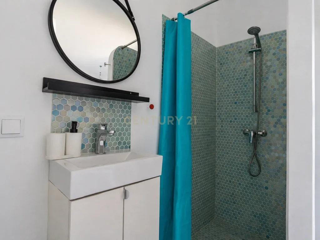 Casa Renovada T3-em Olhão na Baixa , Licença AL, Vista Panorâmica e Piscina - Image 30