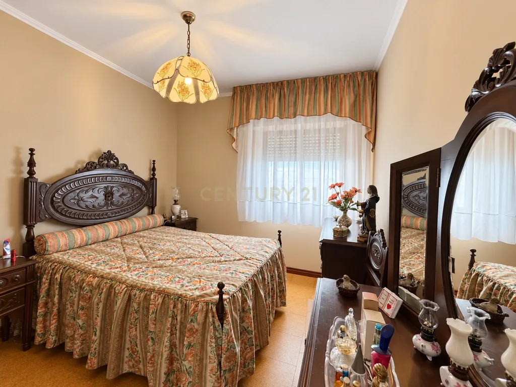 Apartamento T3 com Vista Mar em Rosto do Cão, Ponta Delgada - Image 10