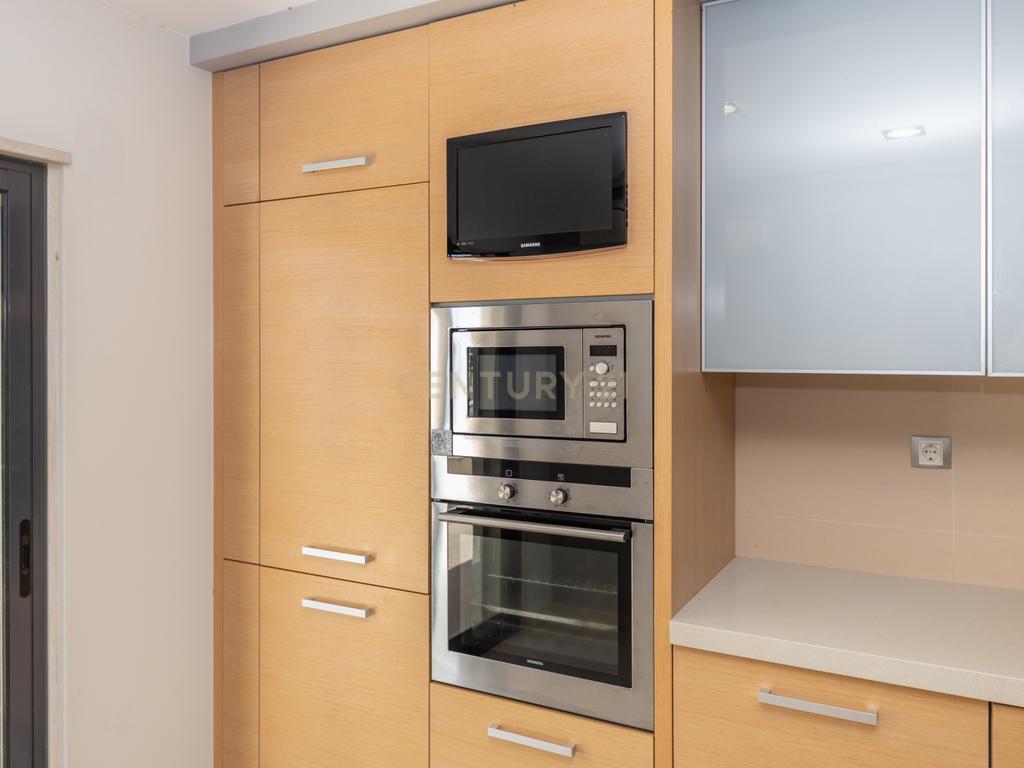 Apartamento T3 Com Box - Varandas Montijo - Image 5