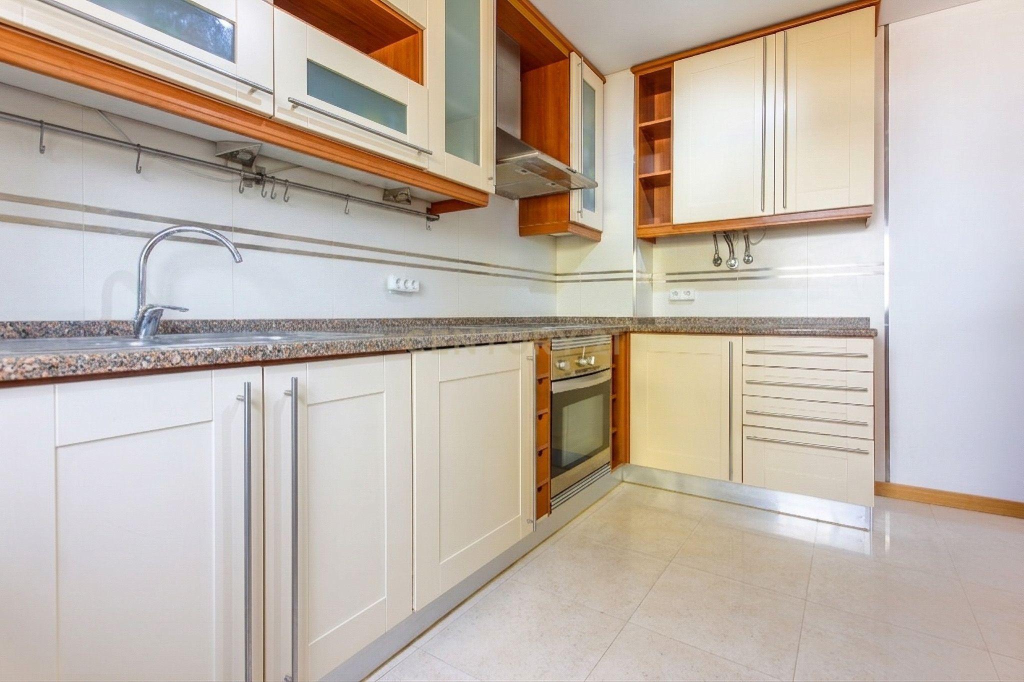 Fotografia 5 de Apartamento T2 em Corroios, Seixal - Oportunidade Única!