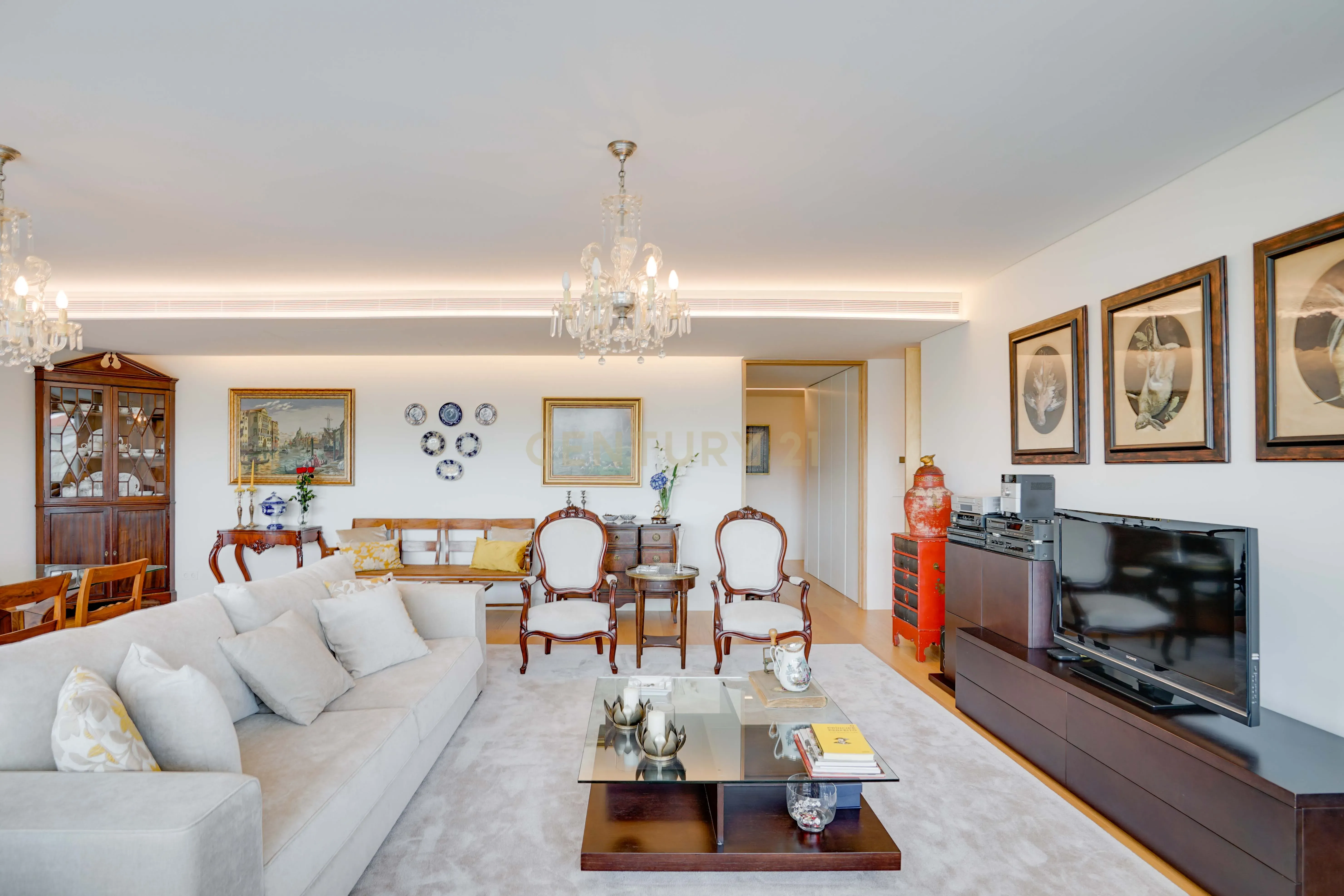 Fotografia 3 de Luxuoso e Elegante Apartamento T3 em Avenidas Novas, Lisboa