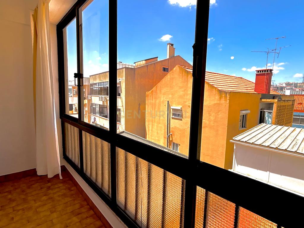 T2 Amplo | Odivelas, Lisboa - Image 15