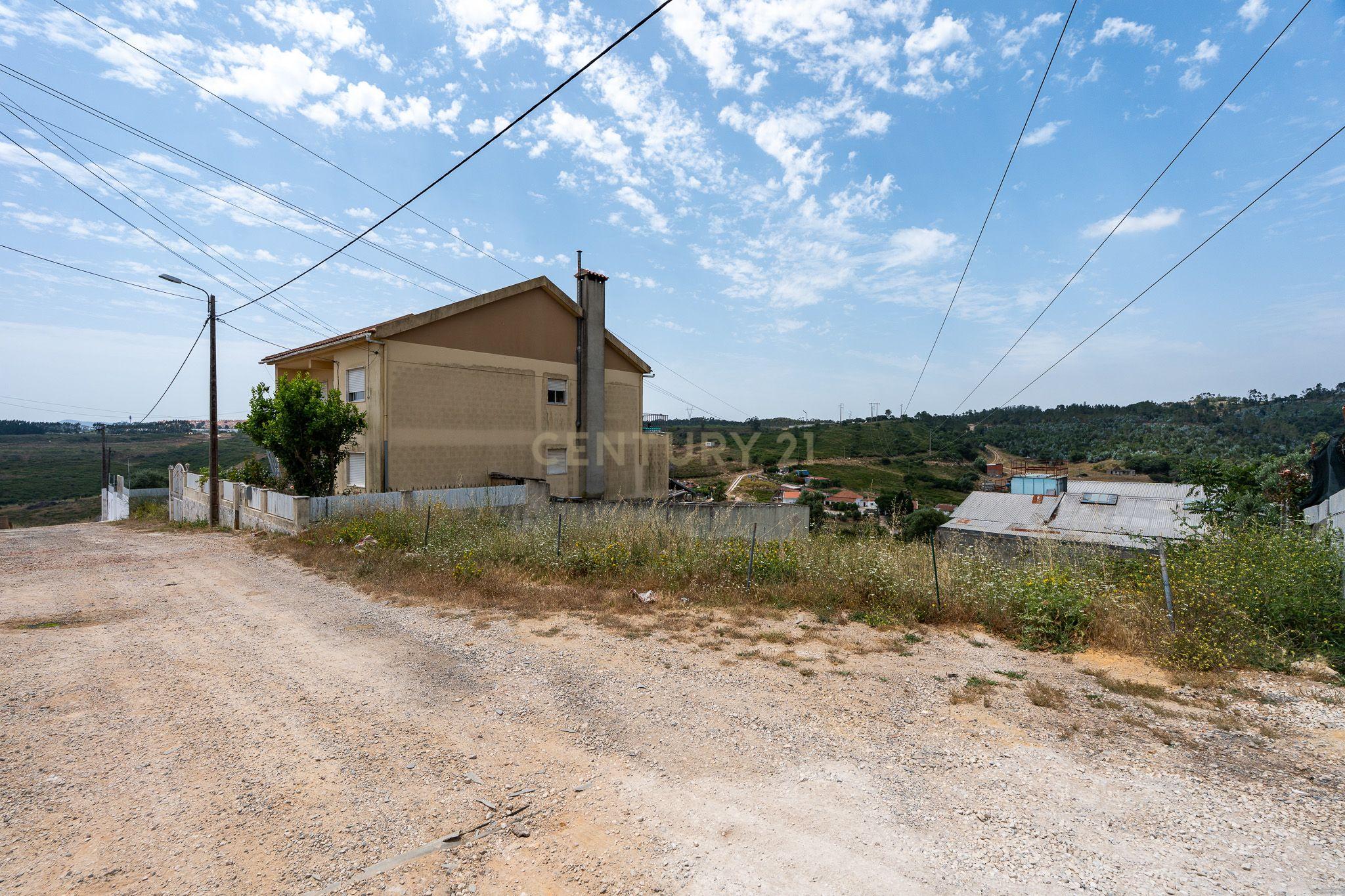 Fotografia 6 de Terreno Urbano em Dona Maria, Sintra - 459m²