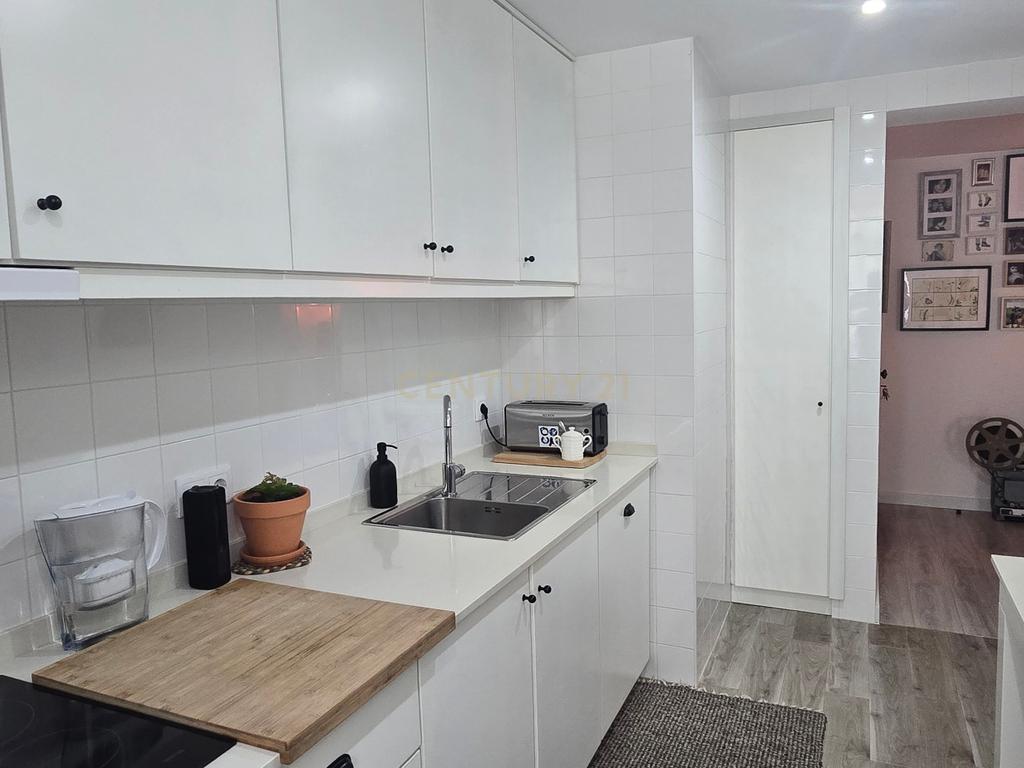 Apartamento T2 com Vista Mar em Apulia - Image 14