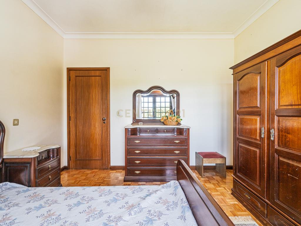Descubra Esta Moradia T3 em Penafiel com Cave, Jardim e Acessos Excelentes - Image 23