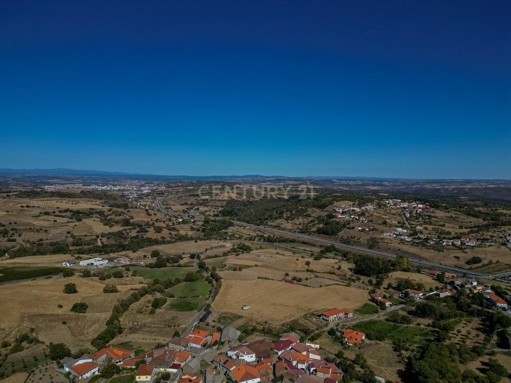 Espetacular Moradia em Rebordãos, Bragança - 8 Quartos - Image 32