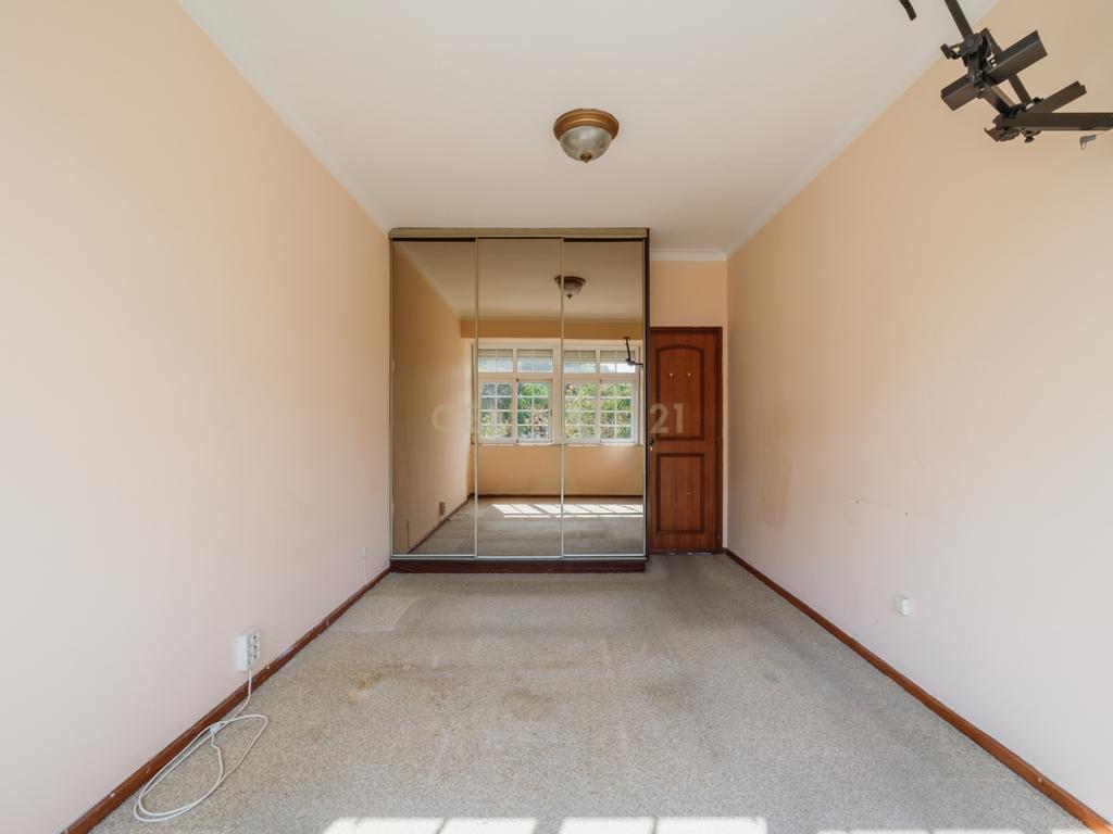 Apartamento T3 92 m² | Arrecadação - Queluz - Image 16