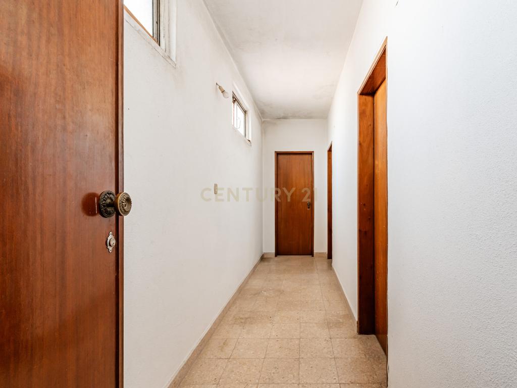 Apartamento T3 com Excelente Localização em Agualva-Cacém - Image 28