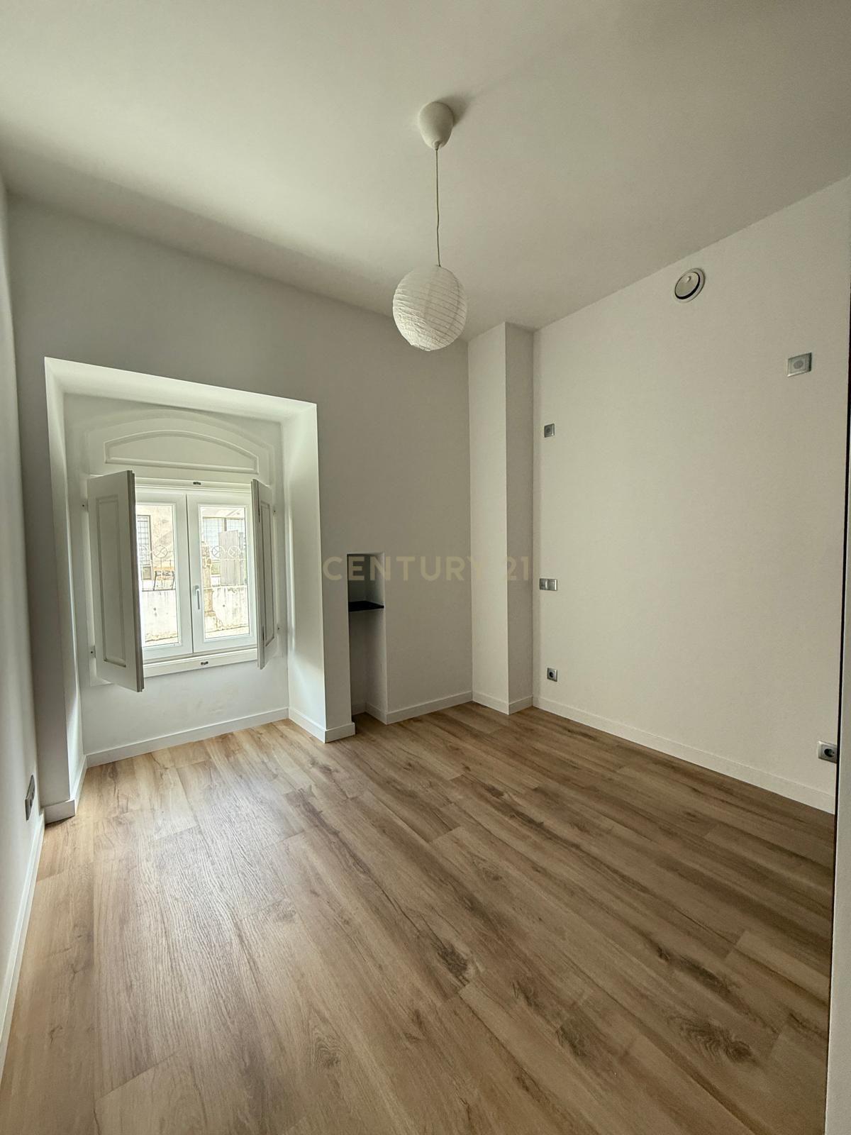 Apartamento na zona histórica de  Portalegre - Image 4