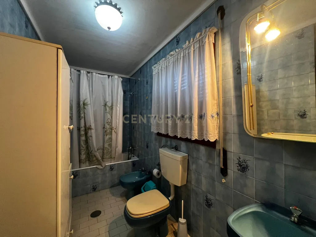 Casa Espetacular em Esgueira com Jardim e Garagem - Image 8