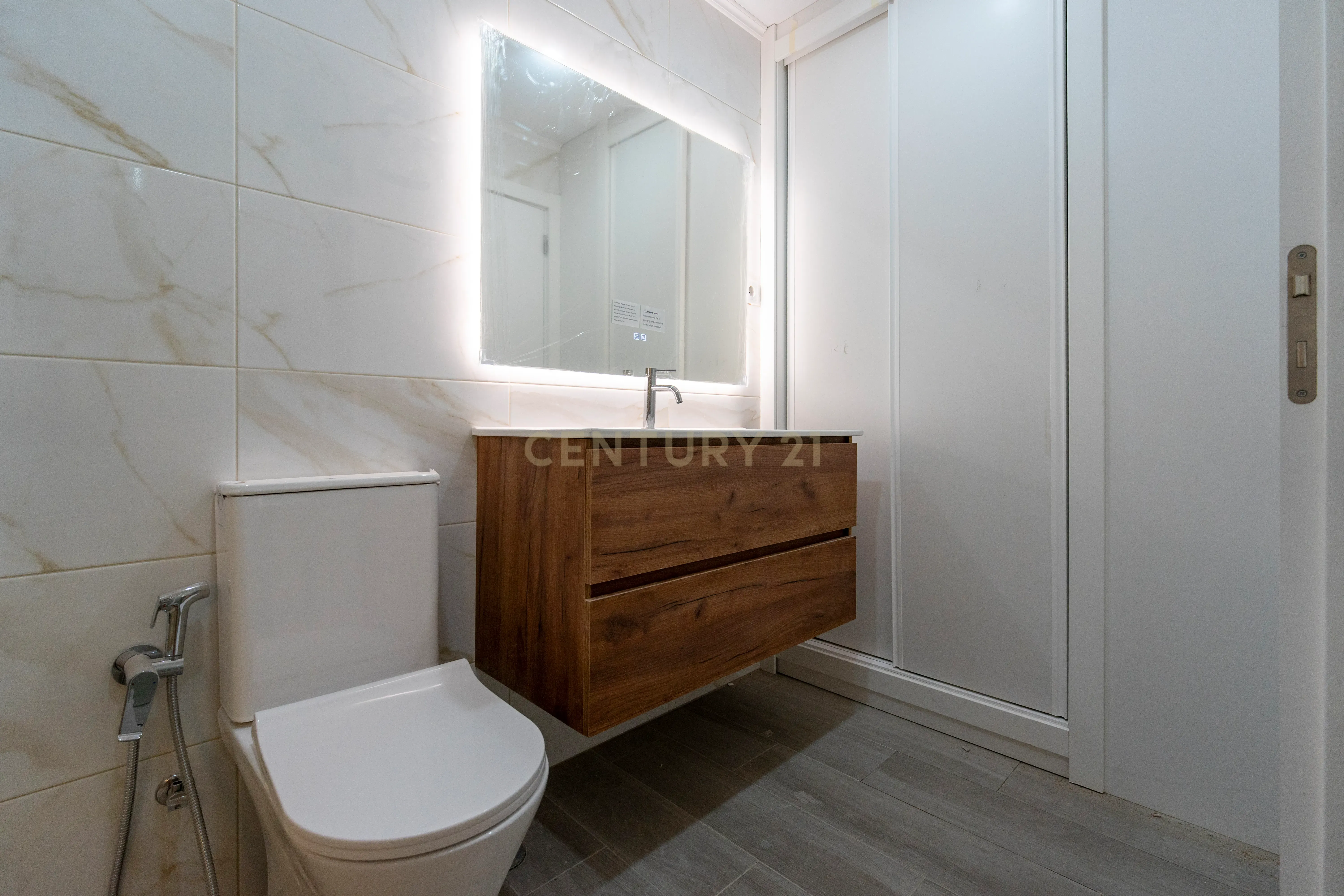 Fotografia 12 de Apartamento T4 Totalmente Remodelado no Coração de Olhão