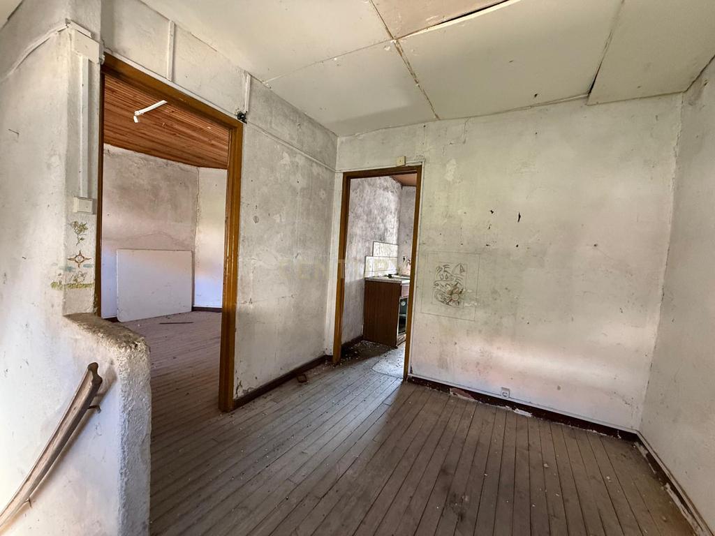 Moradia T1, Tinalhas, Castelo Branco - Image 10
