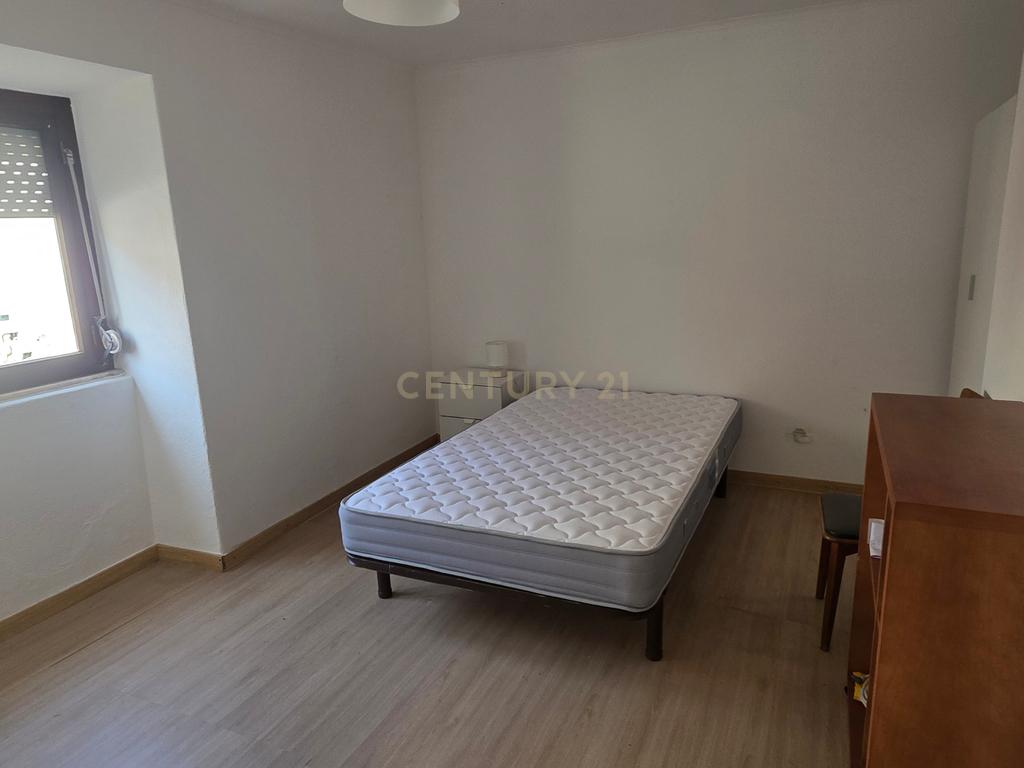 Moradia T5 - Torres Vedras (Dois Portos e Runa) - Image 16