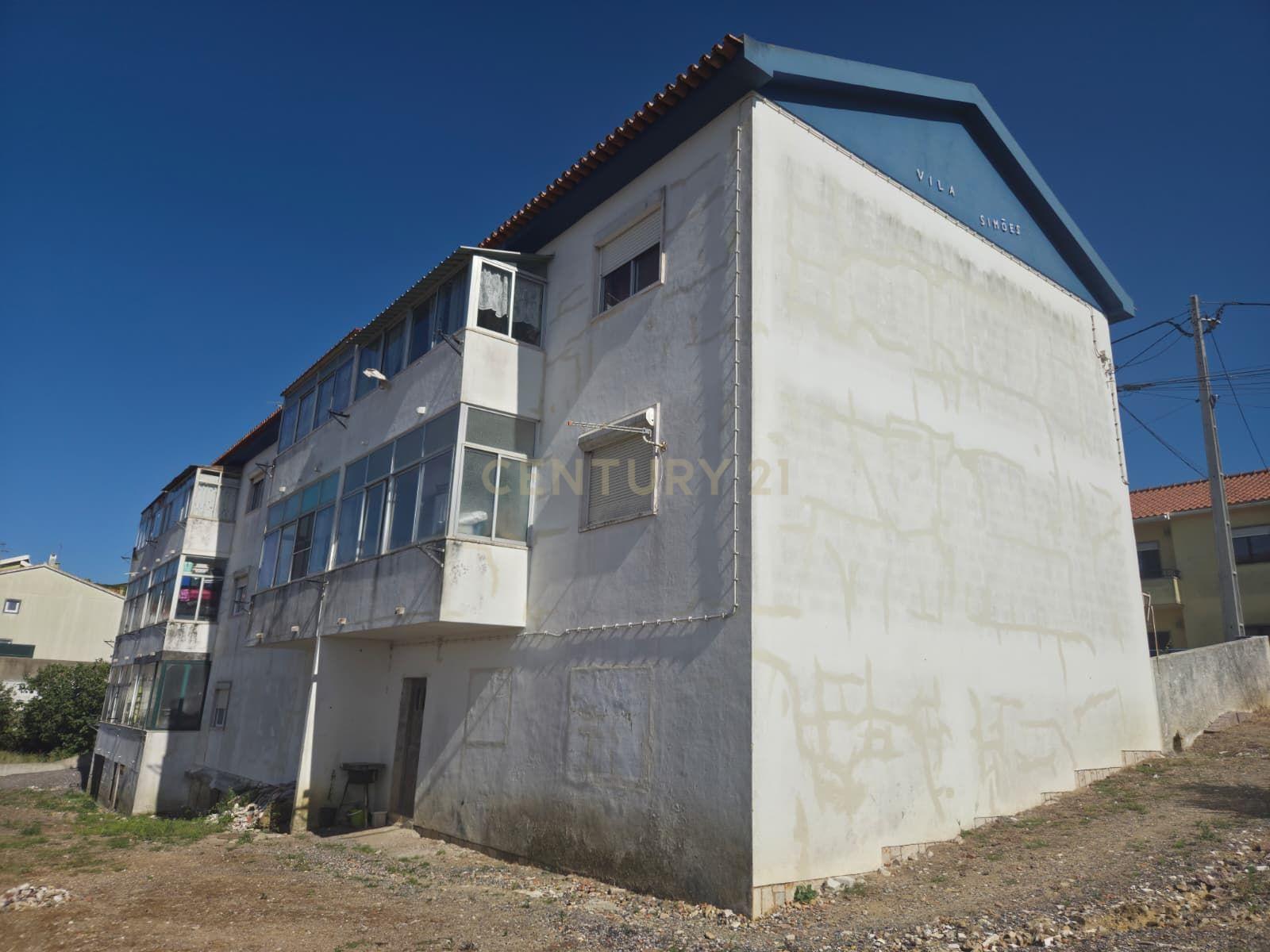 Fotografia 7 de Apartamento T2 - Encontra-se arrendado a casal jovem com Contrato de Arrendamento (Inicio: Janeiro 2020) com renda mensal de 427,24€.