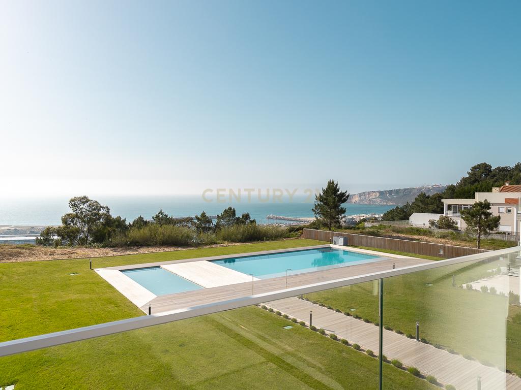 Um refúgio exclusivo onde o luxo encontra a vista mais icónica da Nazaré - Image 27
