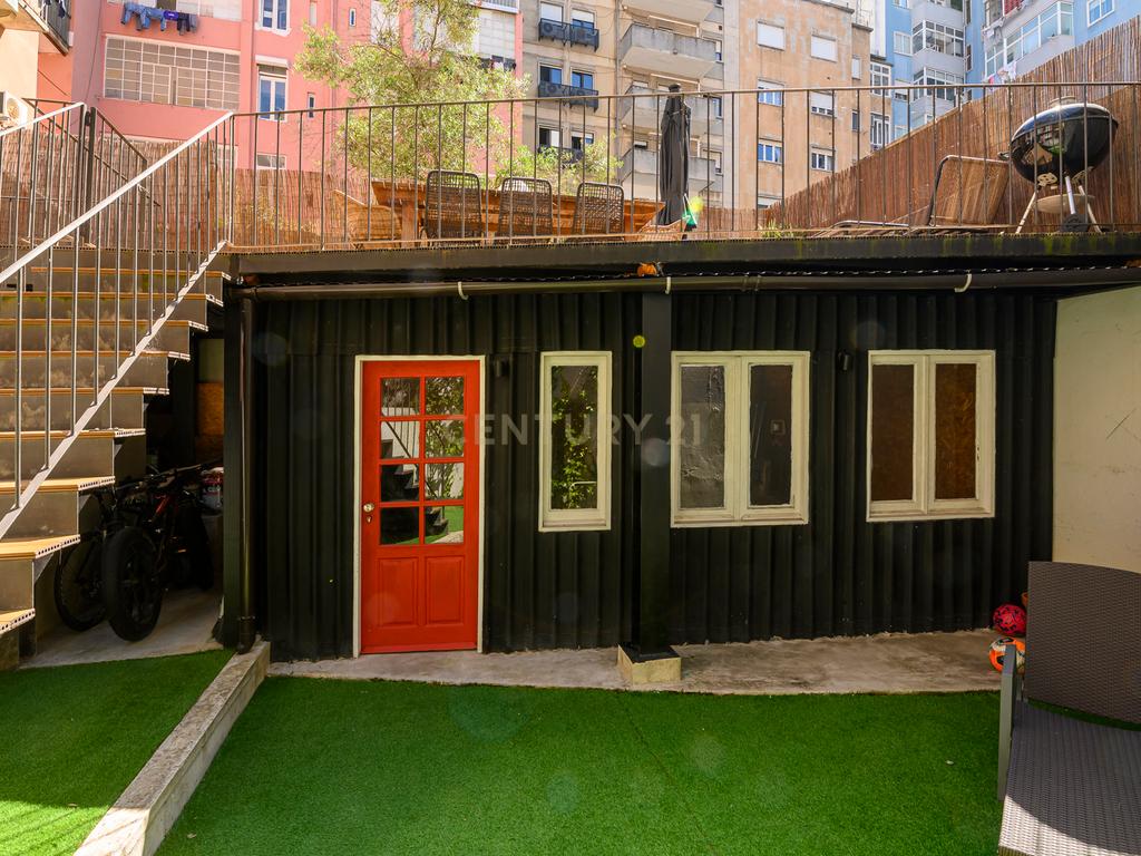 Moderno T3 com Terraço em Avenidas Novas, Lisboa - Image 40