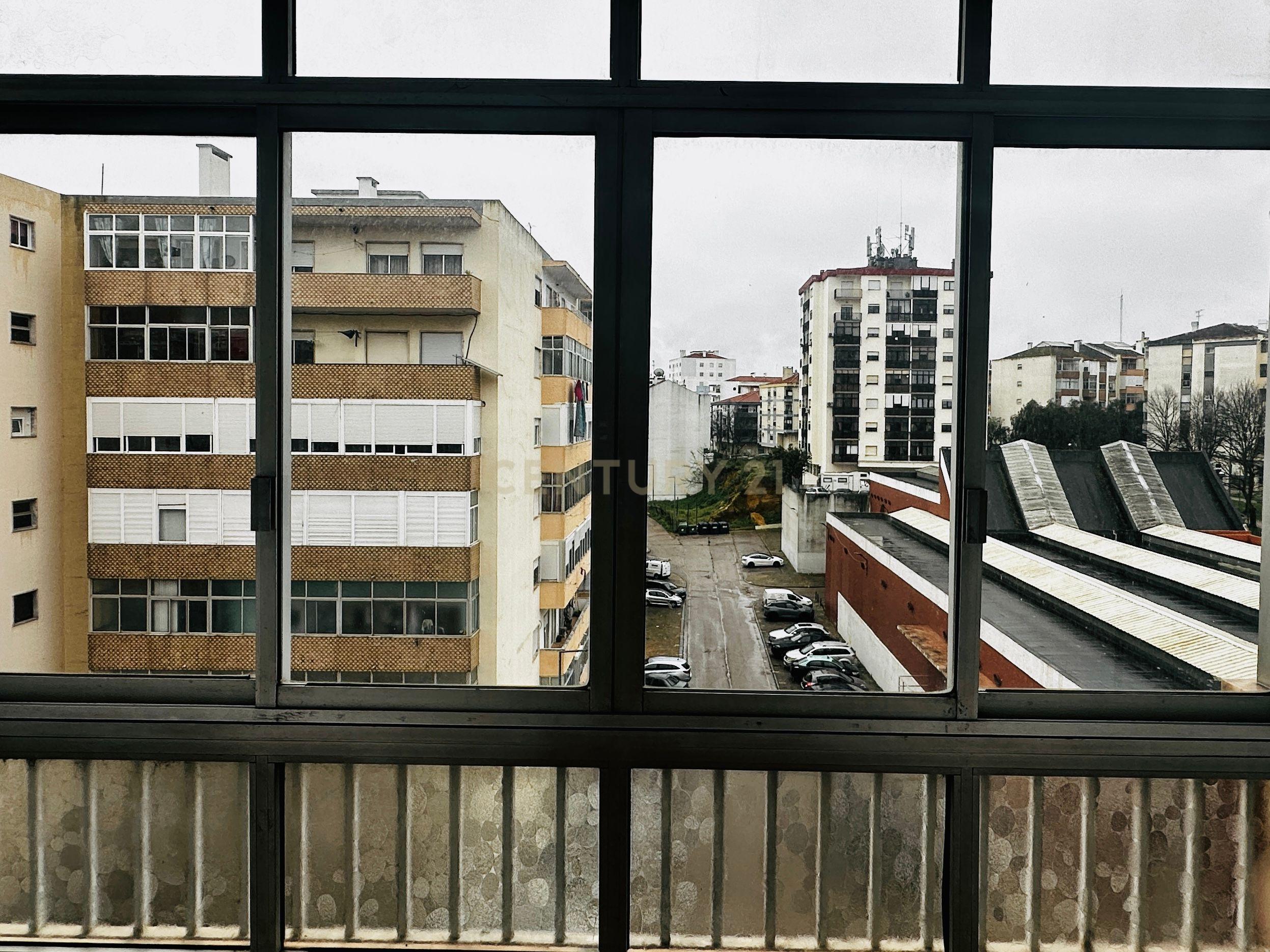Apartamento T2 em Arrentela - Paio Pires - Seixal - Lisboa - Boa Localização - Image 11