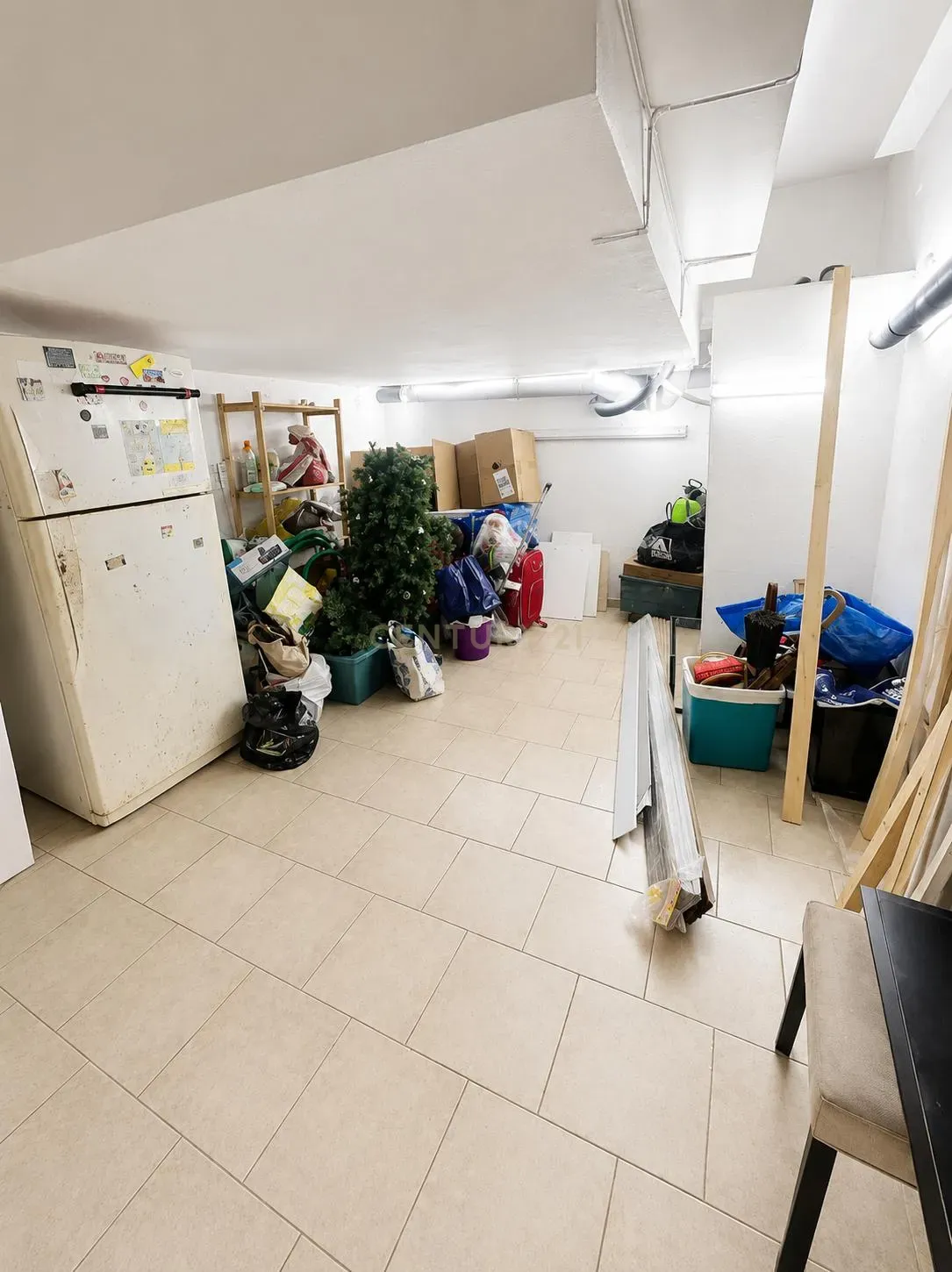 Fotografia 7 de Garagem na Charneca de Caparica, Almada - 20m²