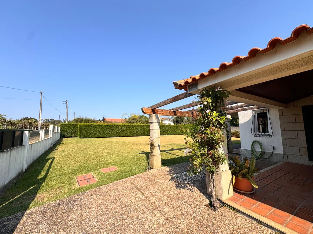 Luxuosa Moradia T5 em Esposende com Vista Deslumbrante - Image 27