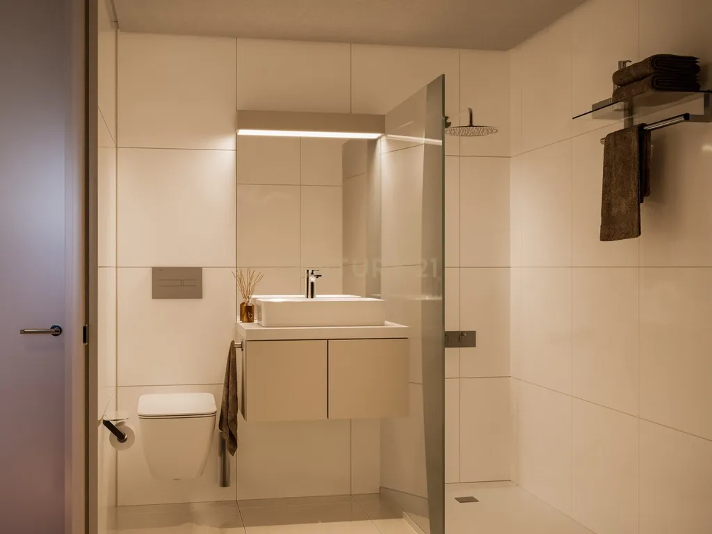 OAK Porto | T1 em último piso com varanda em condomínio privado na Boavista - Image 14