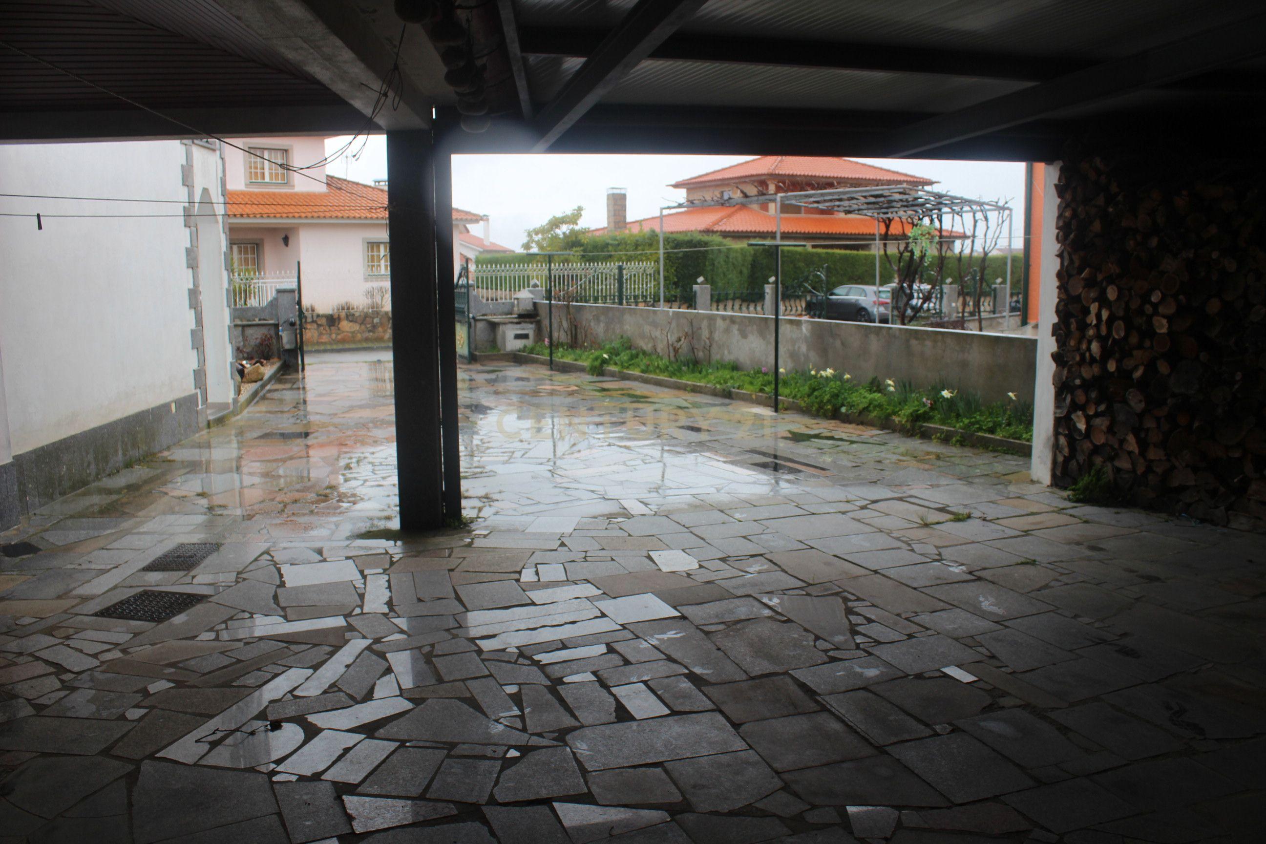 Espaçosa Moradia T7 em Pinhel  - Image 24